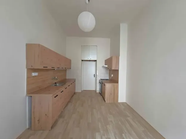 Pronájem bytu 3+1, Praha - Vinohrady, Mánesova, 90 m2