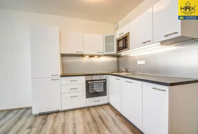 Pronájem bytu 2+kk, Olomouc, Edvarda Beneše, 62 m2