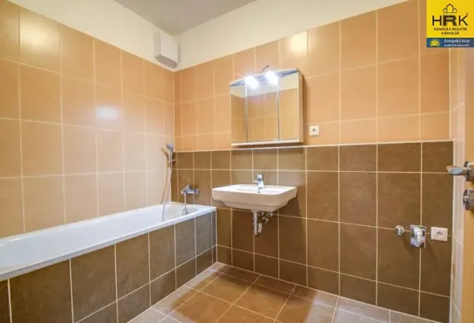 Pronájem bytu 2+kk, Olomouc, Edvarda Beneše, 62 m2