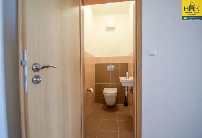 Pronájem bytu 2+kk, Olomouc, Edvarda Beneše, 62 m2