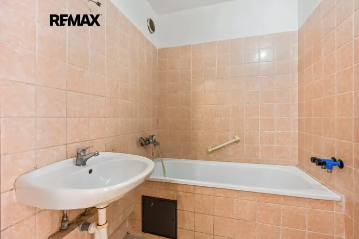 Prodej bytu 3+1, Praha - Řepy, Na chobotě, 77 m2