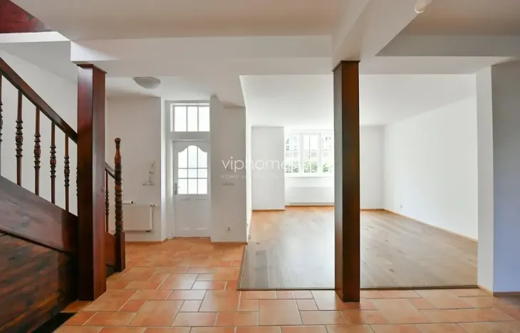 Pronájem rodinného domu, Praha - Střešovice, Západní, 210 m2