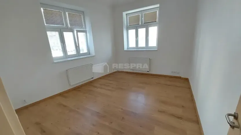 Pronájem bytu 3+1, Praha - Žižkov, Biskupcova, 70 m2