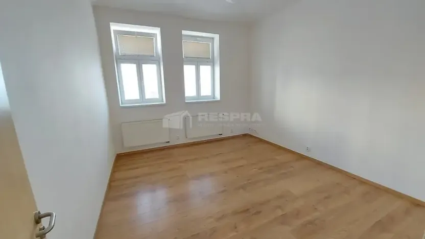 Pronájem bytu 3+1, Praha - Žižkov, Biskupcova, 70 m2