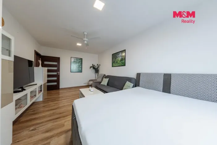 Prodej bytu 2+1, Sokolov, Vítězná, 66 m2