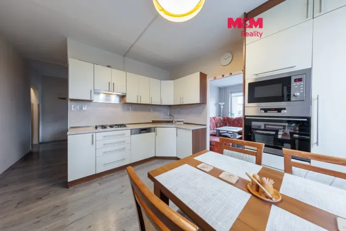 Prodej bytu 3+1, Sokolov, Atletická, 84 m2