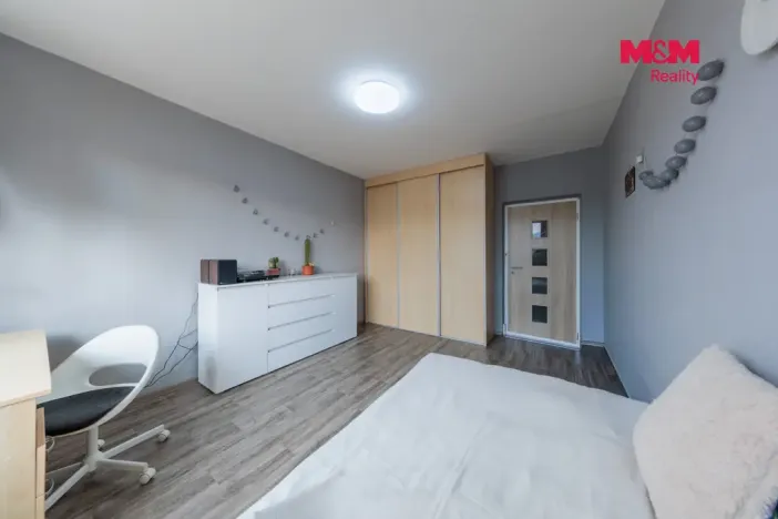 Prodej bytu 3+1, Sokolov, Atletická, 84 m2