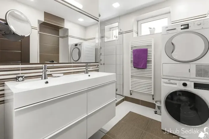 Prodej bytu 6+kk a větší, Praha - Modřany, Kolářova, 129 m2