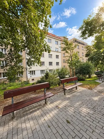 Pronájem bytu 2+kk, Praha, 58 m2