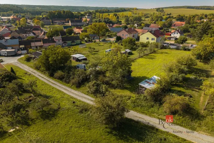 Prodej pozemku, Pňovany, 1312 m2