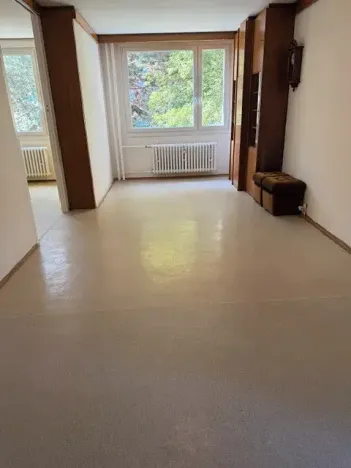 Prodej bytu 3+1, Praha - Kobylisy, Famfulíkova, 70 m2