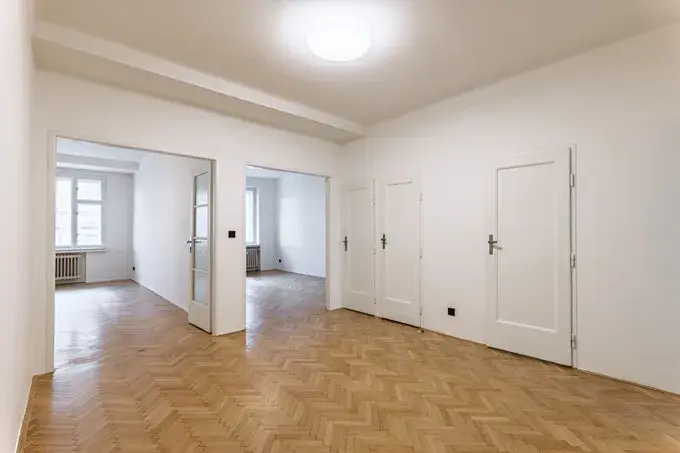 Prodej bytu 3+1, Praha, Lucemburská, 82 m2