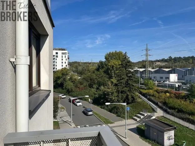 Pronájem bytu 2+kk, Praha - Hloubětín, Saarinenova, 49 m2
