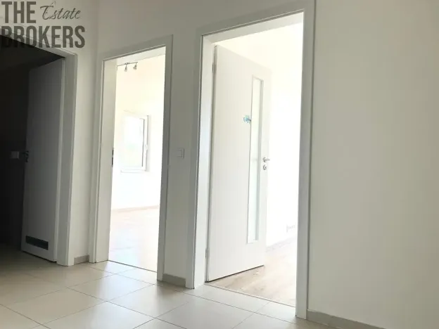 Pronájem bytu 2+kk, Praha - Hloubětín, Saarinenova, 49 m2