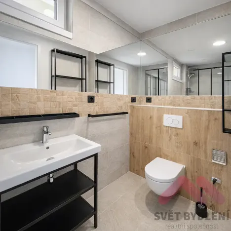 Pronájem bytu 2+kk, Praha - Vokovice, Oválová, 47 m2