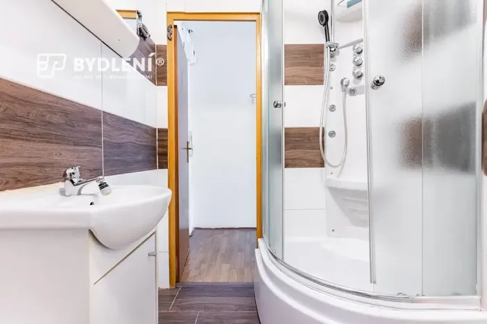 Prodej bytu 1+1, Krupka, Karla Čapka, 36 m2