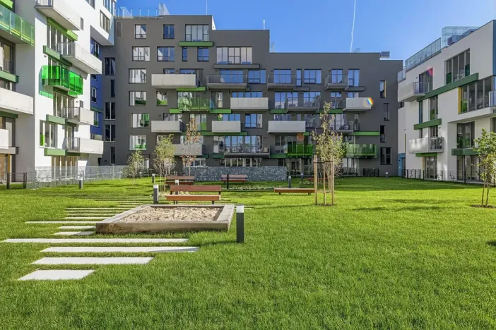 Pronájem bytu 1+kk, Praha - Vršovice, Altajská, 35 m2