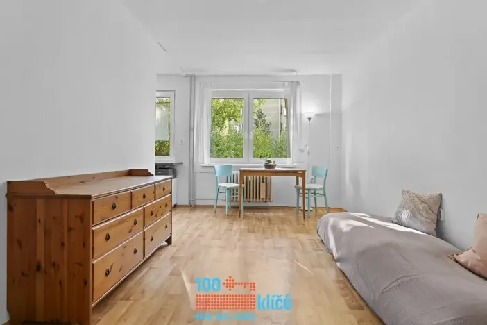 Prodej bytu 1+kk, Praha - Záběhlice, Svojšovická, 28 m2
