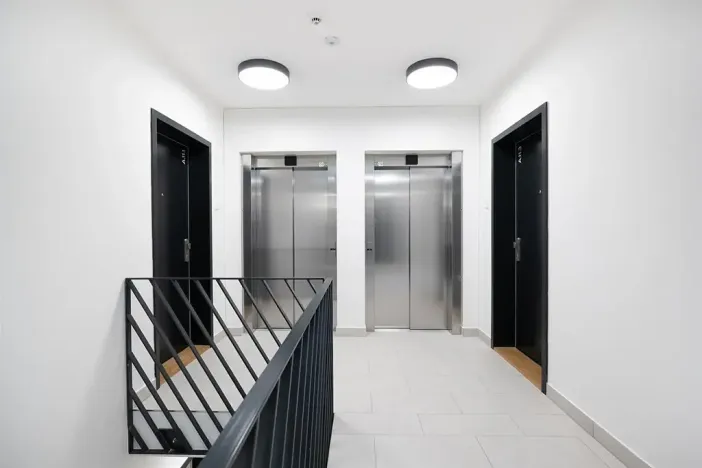 Pronájem bytu 1+kk, Praha - Prosek, Litoměřická, 32 m2