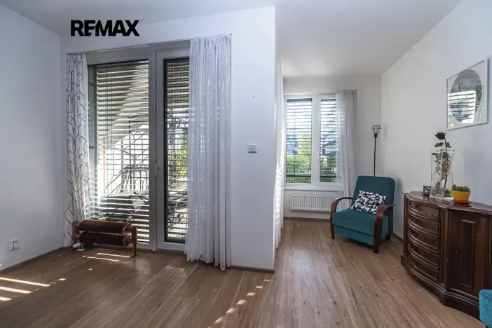 Pronájem bytu 2+kk, Praha - Holešovice, Jankovcova, 60 m2