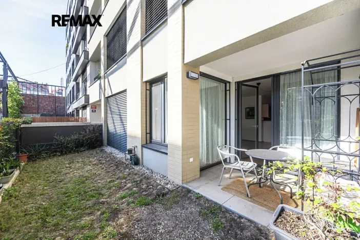 Pronájem bytu 2+kk, Praha - Holešovice, Jankovcova, 60 m2
