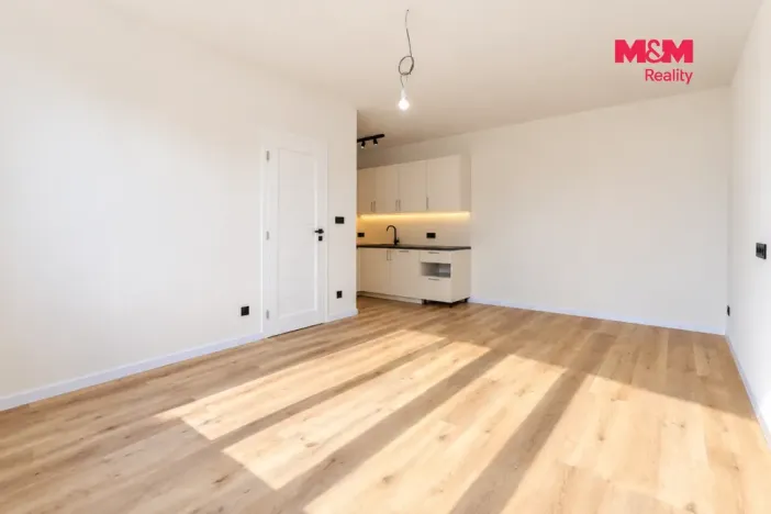 Pronájem bytu 2+kk, Tlučná, Tlučenská kolonie, 40 m2