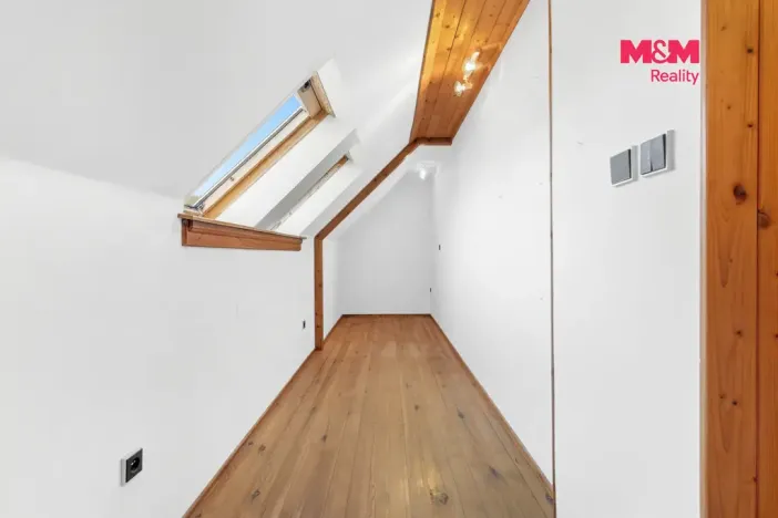 Prodej chalupy, Chuchelna, 208 m2