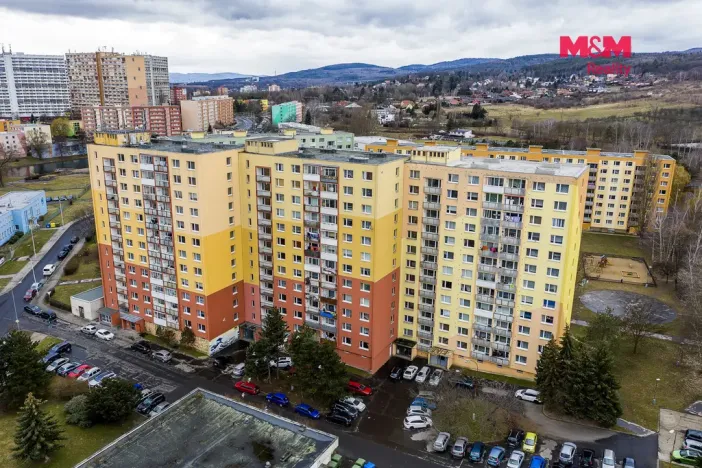 Prodej bytu 2+1, Chomutov, Holešická, 62 m2