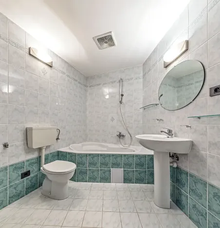 Prodej bytu 2+kk, Praha - Vršovice, Černomořská, 63 m2