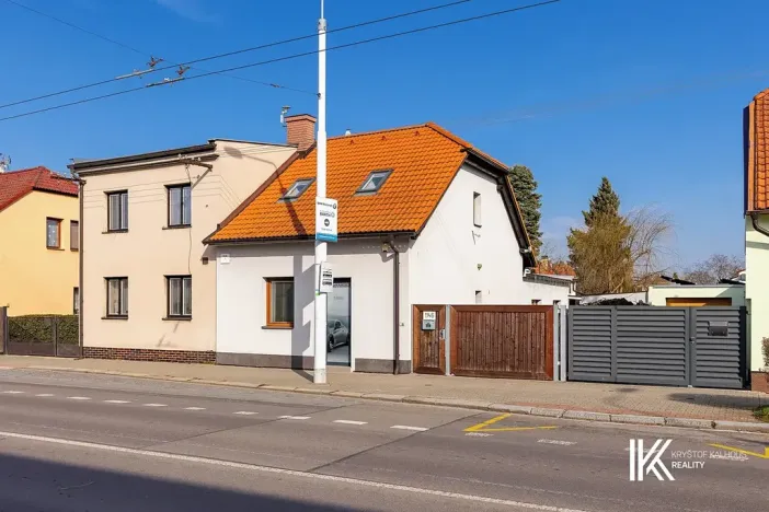 Pronájem obchodního prostoru, Pardubice, Chrudimská, 131 m2