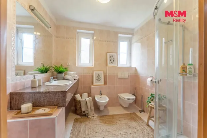 Prodej rodinného domu, Loket, Zahradní, 174 m2