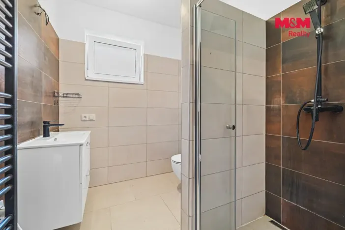 Prodej rodinného domu, Polní Voděrady, 200 m2
