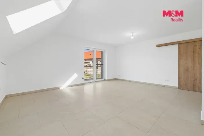 Prodej rodinného domu, Polní Voděrady, 200 m2
