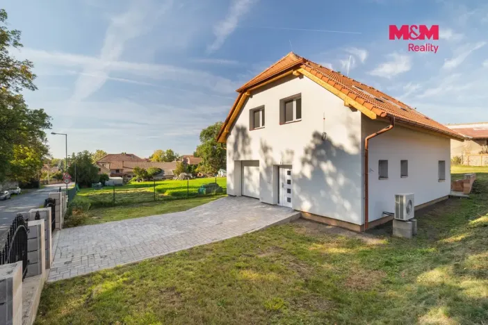 Prodej rodinného domu, Polní Voděrady, 200 m2