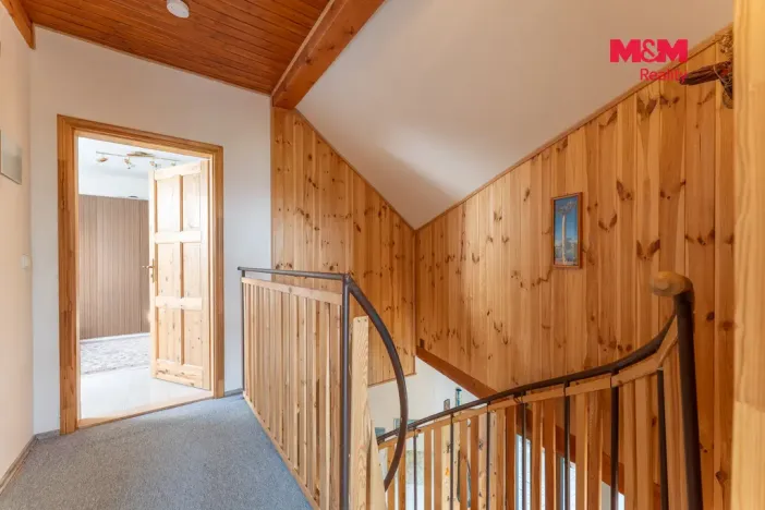Prodej rodinného domu, Karlovice - Roudný, 204 m2