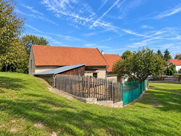 Prodej rodinného domu, Libenice, 276 m2