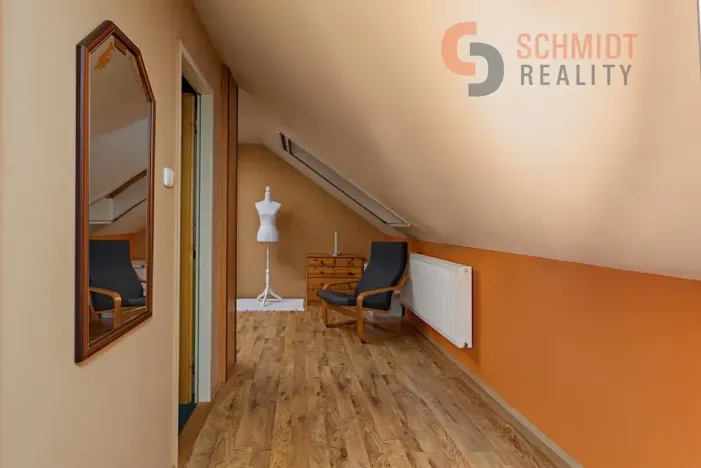 Prodej vícegeneračního domu, Hlohovec, Dolní konec, 259 m2