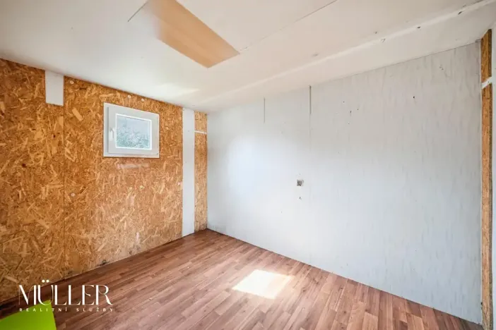 Prodej pozemku pro bydlení, Pardubice, 1340 m2
