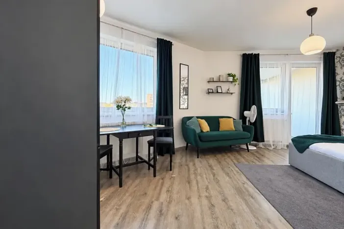 Pronájem bytu 1+kk, Brno, třída Generála Píky, 36 m2
