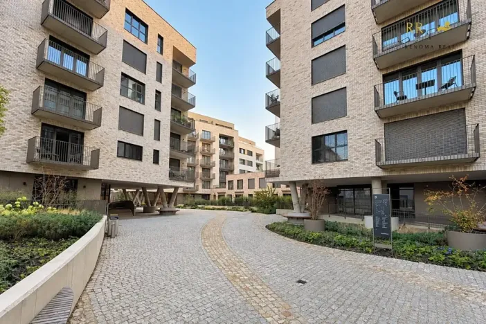 Pronájem bytu 1+kk, Brno, Bratislavská, 25 m2