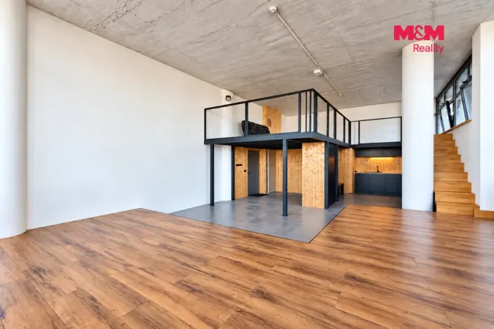 Prodej bytu 1+kk, Zlín, J. A. Bati, 100 m2