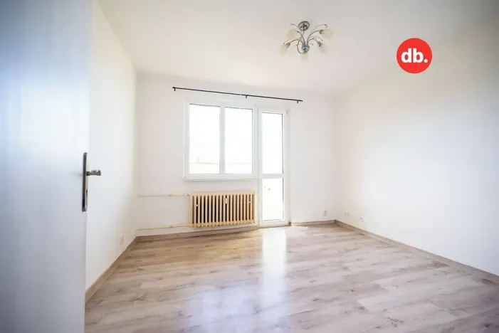 Pronájem bytu 2+1, Karlovy Vary, Krymská, 52 m2