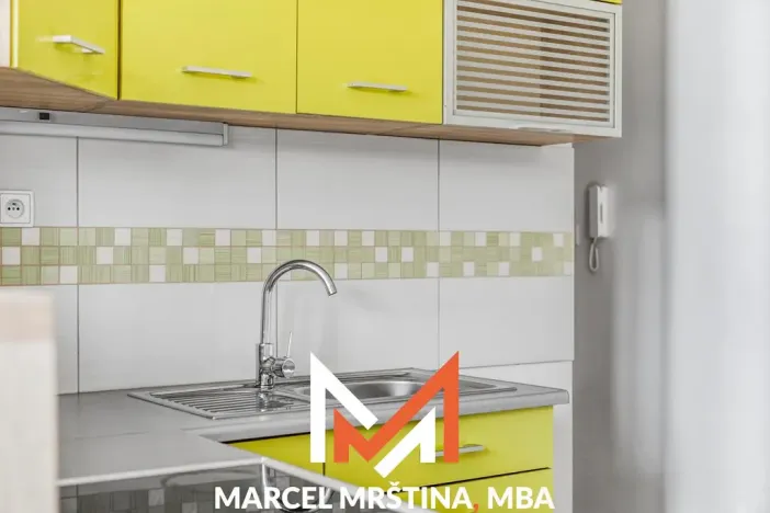 Pronájem bytu 1+kk, Náchod, Pražská, 27 m2