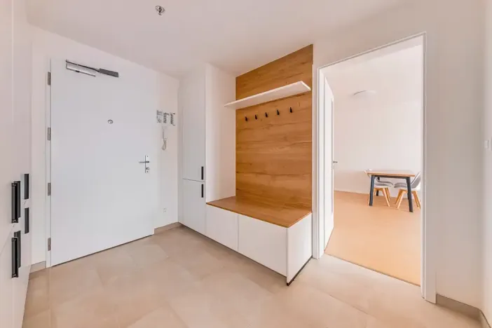 Pronájem bytu 4+kk, Praha - Vysočany, Hindlova, 105 m2