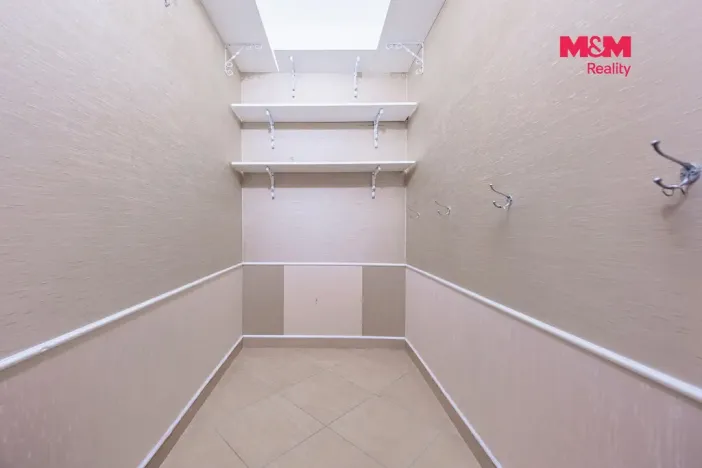 Pronájem bytu 2+kk, Praha - Horní Měcholupy, Hornoměcholupská, 60 m2