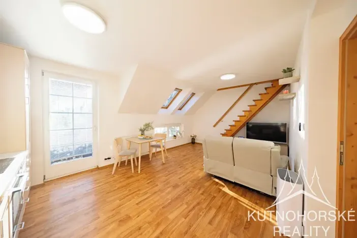 Prodej bytu 3+kk, Holubice, Za Dvorem, 63 m2