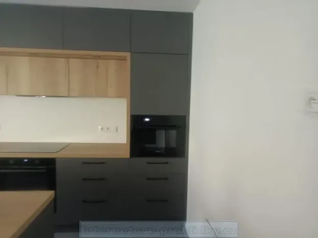 Pronájem bytu 2+kk, Praha - Řeporyje, 70 m2