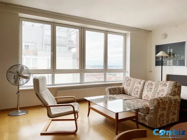 Pronájem bytu 1+kk, Praha - Strašnice, Vinohradská, 34 m2