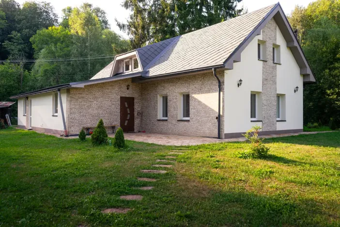 Prodej rodinného domu, Stará Paka - Roškopov, 216 m2
