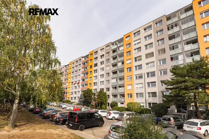 Prodej bytu 3+kk, Praha - Petrovice, Rezlerova, 64 m2